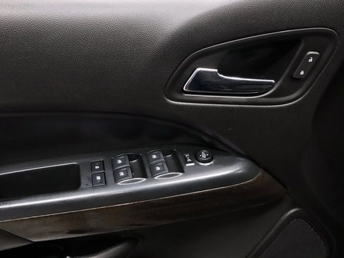 Used 2018 GMC Canyon SLE w/ SLE Convenience Package image 21