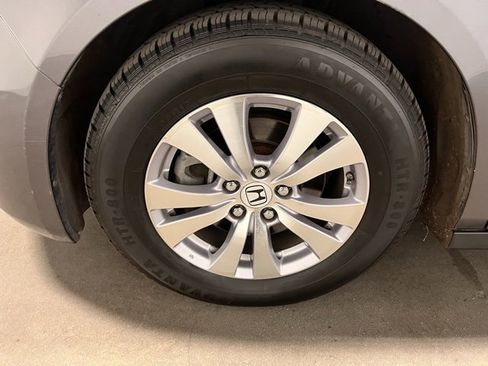 Used 2016 Honda Odyssey SE image 26