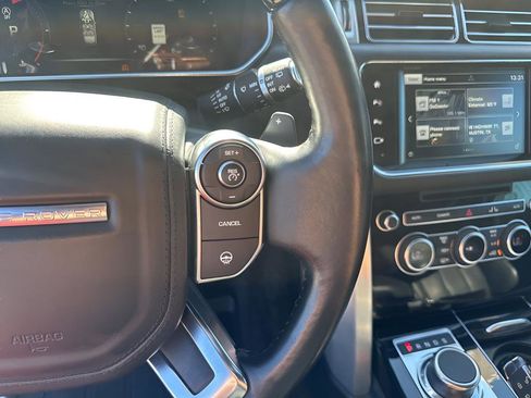 Used 2016 Land Rover Range Rover HSE image 31