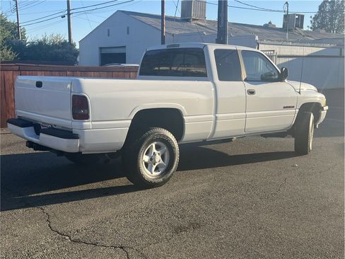 Used 1998 Dodge Ram 1500 Truck 4x4 Club Cab image 6