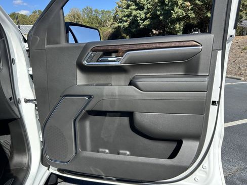 Used 2024 GMC Sierra 1500 Elevation image 53