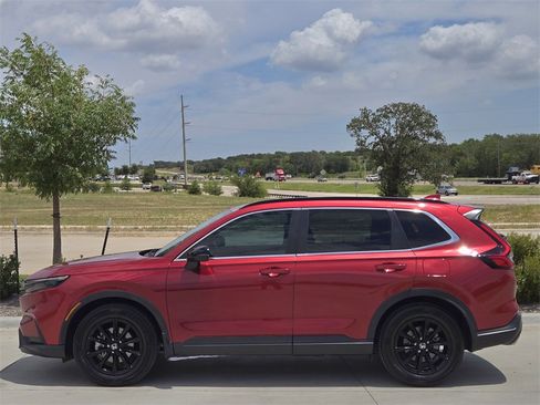 Used 2023 Honda CR-V Sport image 4