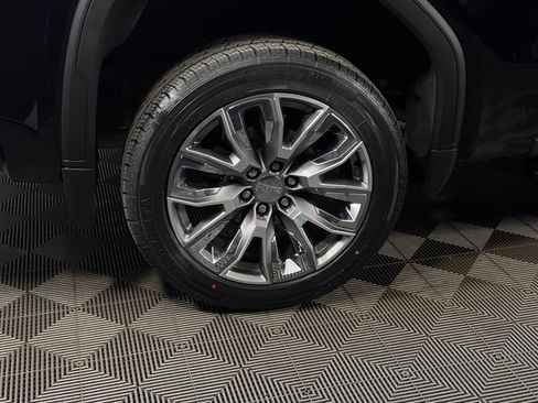 Used 2024 GMC Sierra 1500 Denali AWD/4WD image 11