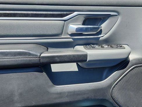 Used 2021 RAM 1500 Big Horn AWD/4WD image 11