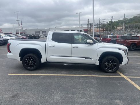 New 2024 Toyota Tundra Platinum image 7