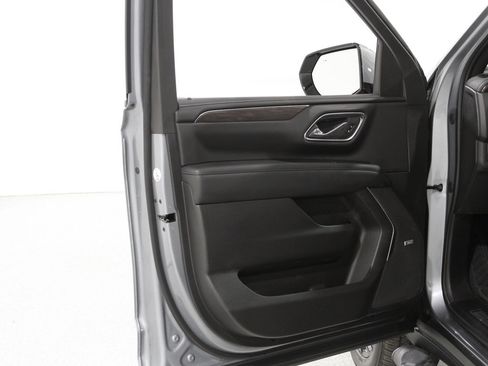 Certified 2023 Chevrolet Tahoe Z71 w/ Luxury Package image 4