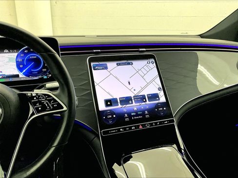 Certified 2023 Mercedes-Benz EQS 450+ SUV image 5