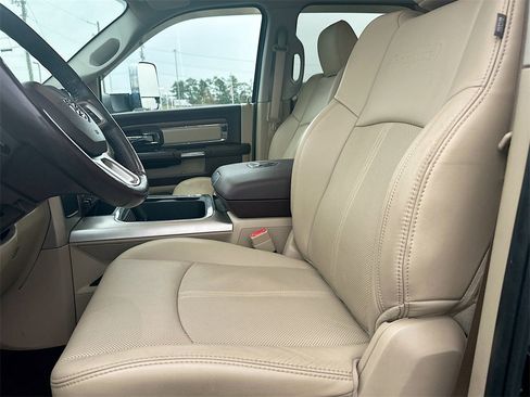 Used 2018 RAM 2500 Laramie image 8