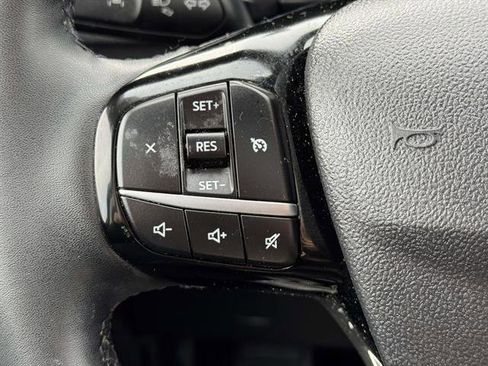 Used 2022 Ford Escape SEL image 15