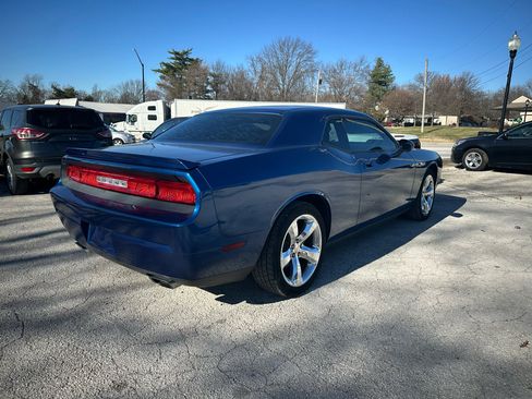 Used 2009 Dodge Challenger R/T image 5