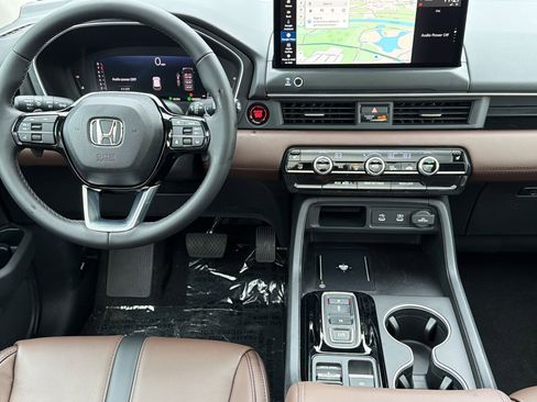New 2026 Honda Pilot Touring image 22