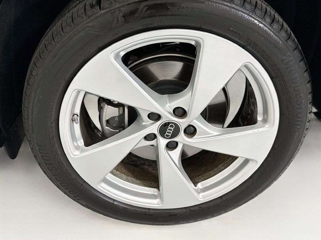 Certified 2025 Audi Q5 Premium Plus w/ Premium Plus AWD/4WD image 30