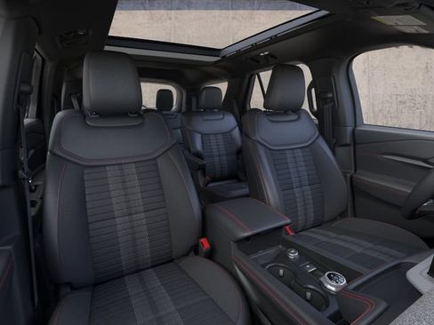 New 2026 Ford Explorer ST-Line w/ ST-Line Street Pack AWD/4WD image 10