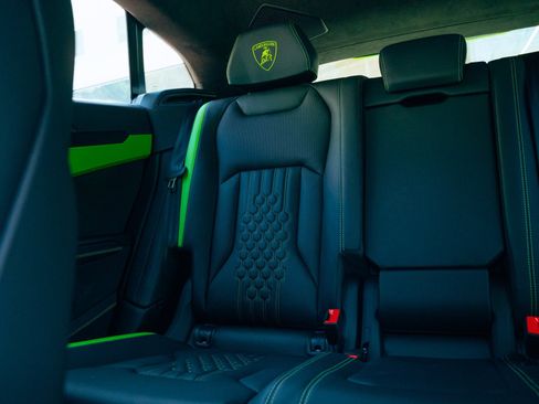 Used 2026 Lamborghini Urus S AWD/4WD image 6
