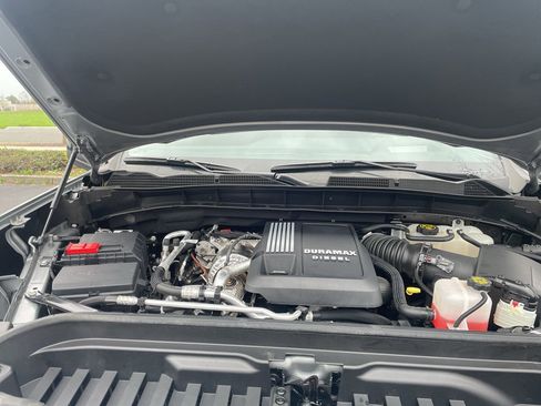 Used 2023 GMC Sierra 1500 AT4 w/ Technology Package image 12