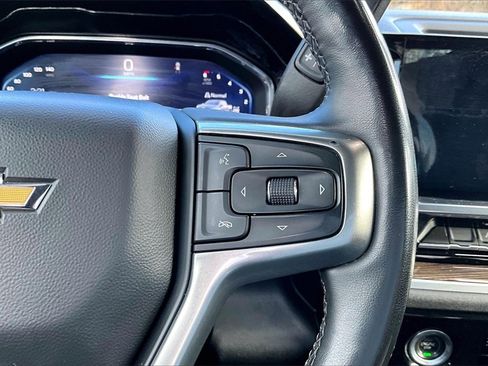 Used 2023 Chevrolet Silverado 1500 LT image 12