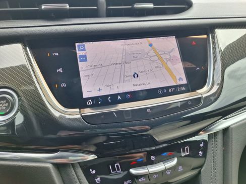 Used 2021 Cadillac XT6 Sport AWD/4WD image 18