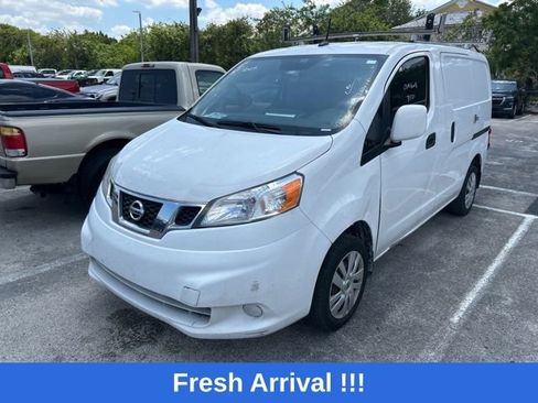 Used 2020 Nissan NV200 SV FWD image 2