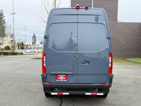 Used 2019 Mercedes-Benz Sprinter 144 image 5