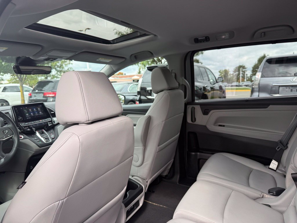 Used 2022 Honda Odyssey EX-L image 16