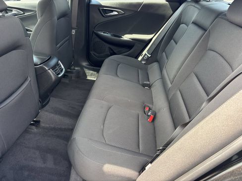 Used 2020 Chevrolet Malibu LT FWD image 23