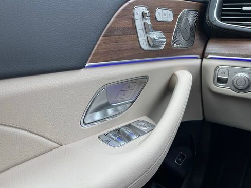 Certified 2025 Mercedes-Benz GLS 450 GLS 450 image 19