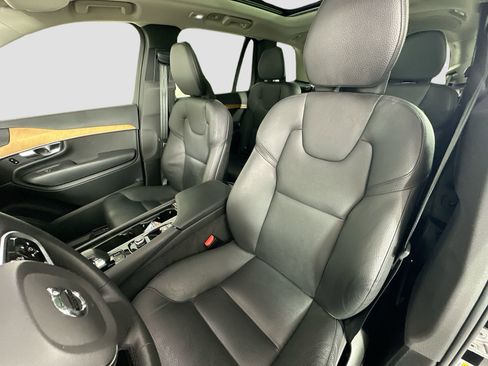 Certified 2023 Volvo XC90 T8 Plus image 22