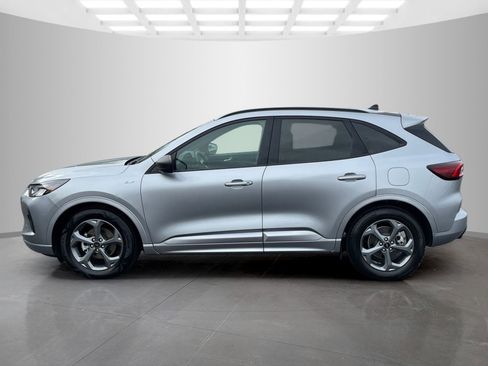 Used 2024 Ford Escape ST-Line image 7