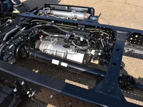 New 2025 Chevrolet Low Cab Forward 5500 XD image 11