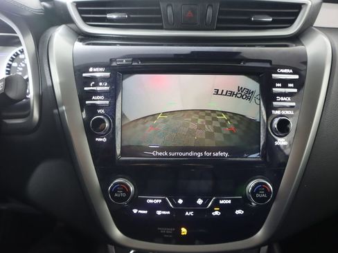 Certified 2024 Nissan Murano SV w/ SV Midnight Edition Package image 12