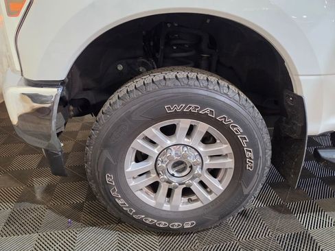 Used 2019 Ford F250 XL w/ STX Appearance Package AWD/4WD image 3