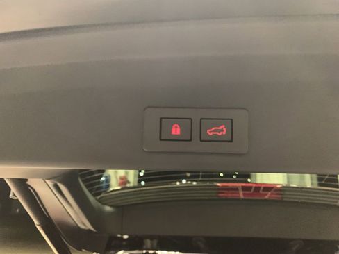 New 2026 Subaru Ascent Limited Bronze image 16