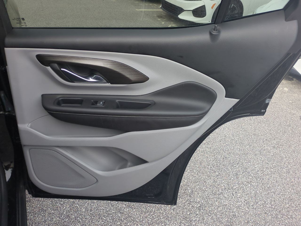 Used 2023 GMC Terrain SLE w/ Driver Convenience Package FWD image 35