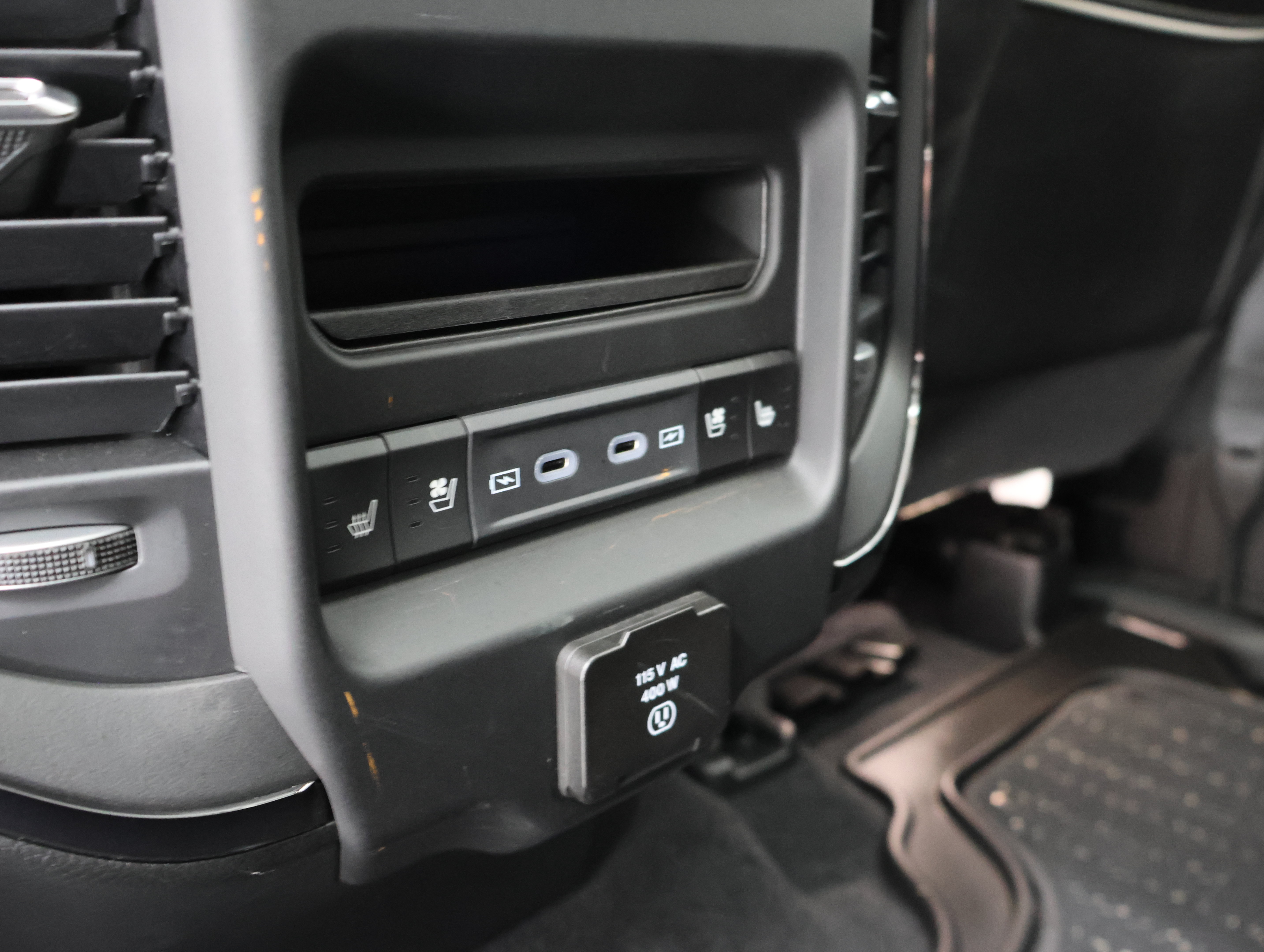 Used 2026 RAM 1500 Limited AWD/4WD image 39