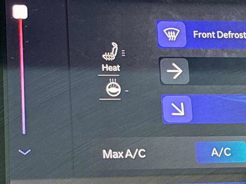 Certified 2023 Jeep Grand Cherokee Limited image 29