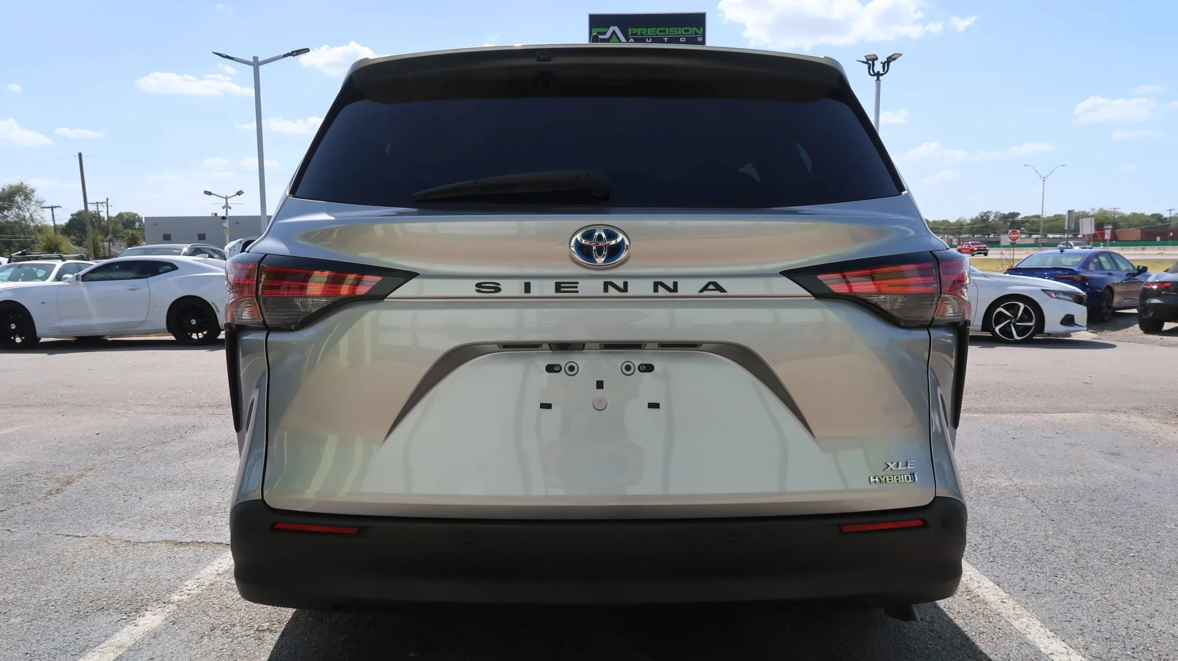 Used 2021 Toyota Sienna XLE FWD image 9