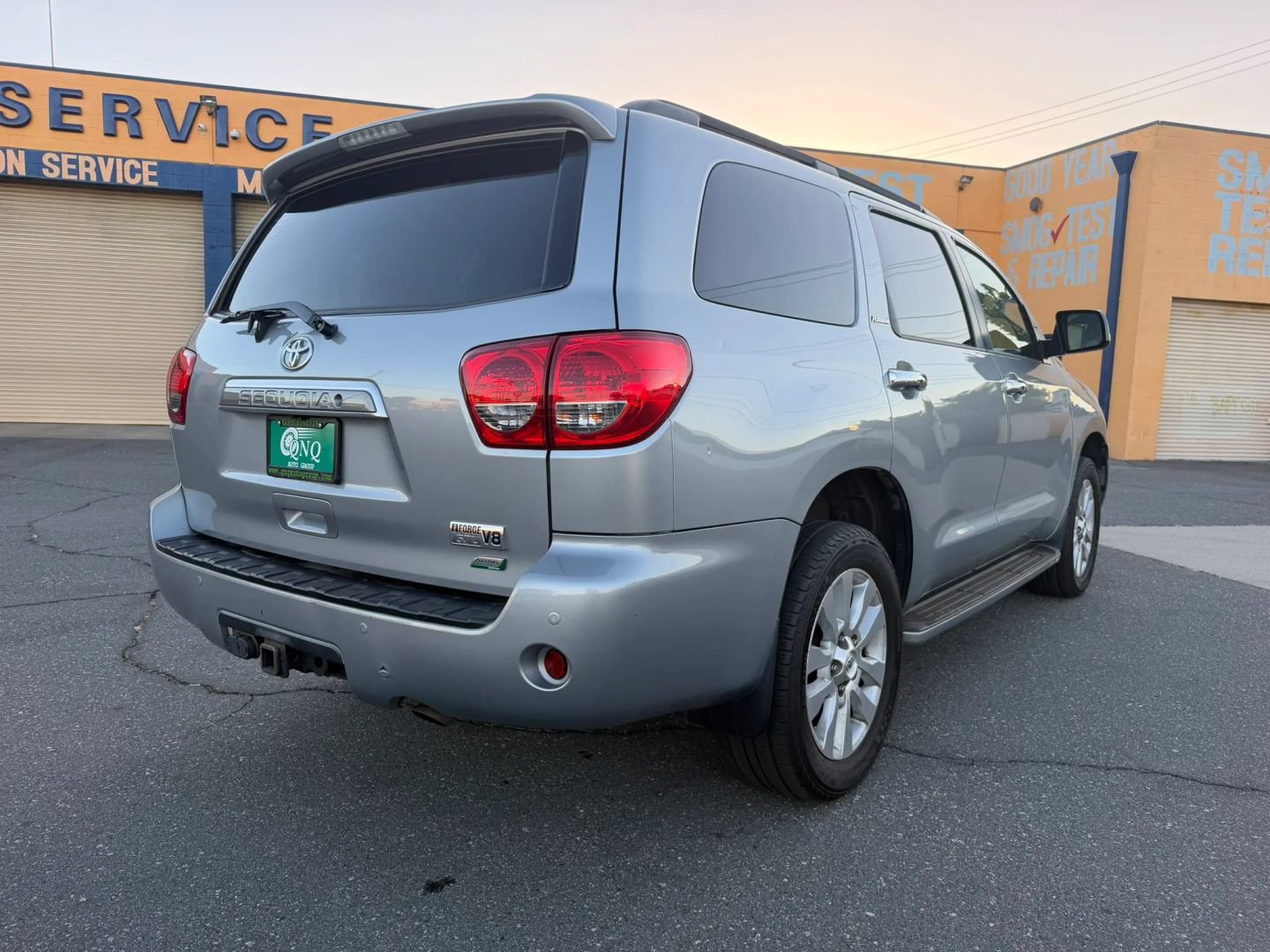 Used 2016 Toyota Sequoia Platinum AWD/4WD image 6