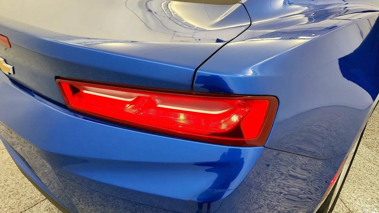Used 2017 Chevrolet Camaro LT w/ Technology Package RWD image 39