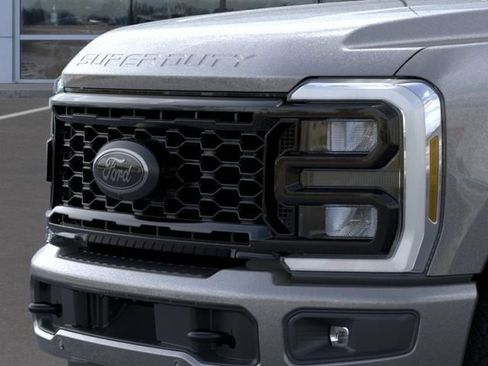 New 2026 Ford F350 Lariat w/ Black Appearance Package AWD/4WD image 17