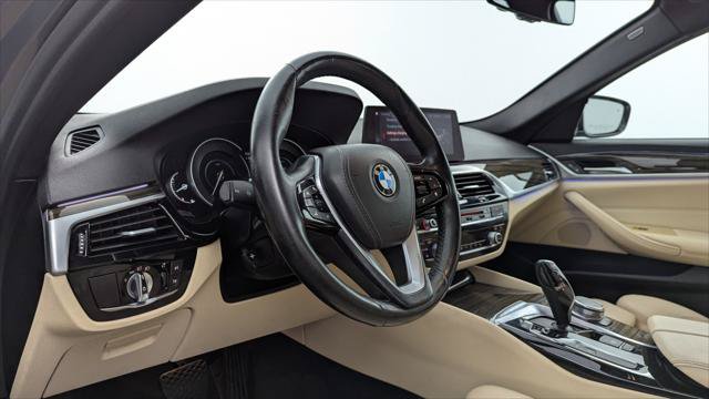 Used 2019 BMW 530e RWD image 22