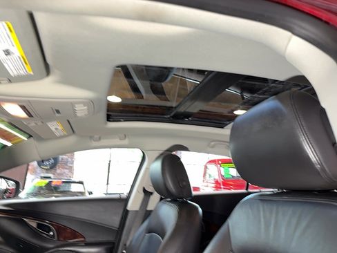 Used 2011 Buick LaCrosse CXS FWD image 39