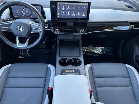 Used 2025 Honda Prologue Touring image 17