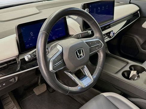 Used 2024 Honda Prologue Touring image 18