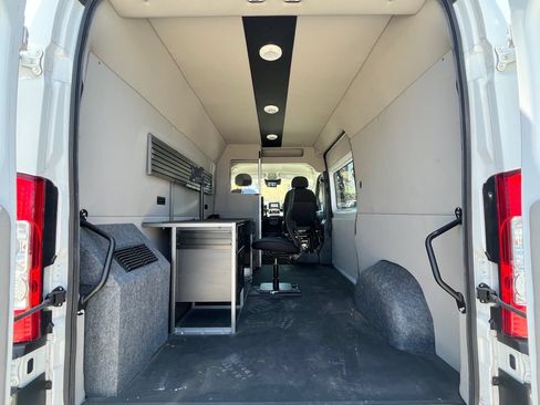 Used 2023 RAM ProMaster 1500 FWD image 12