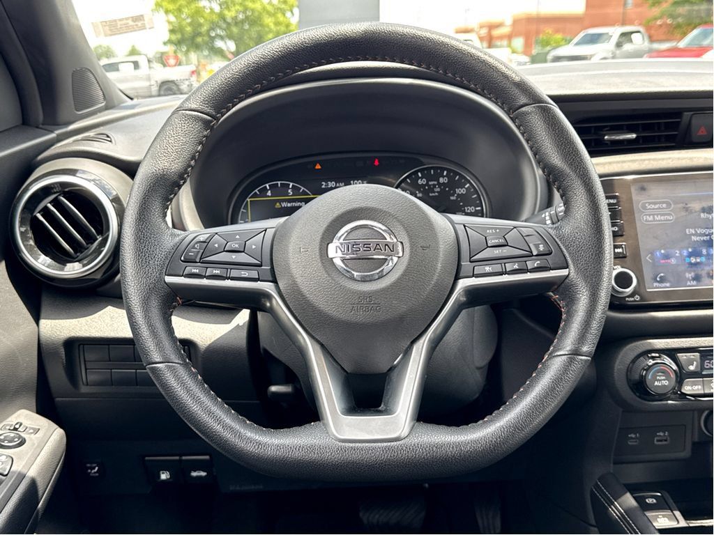 Used 2021 Nissan Kicks SR w/ SR Premium Package FWD image 13