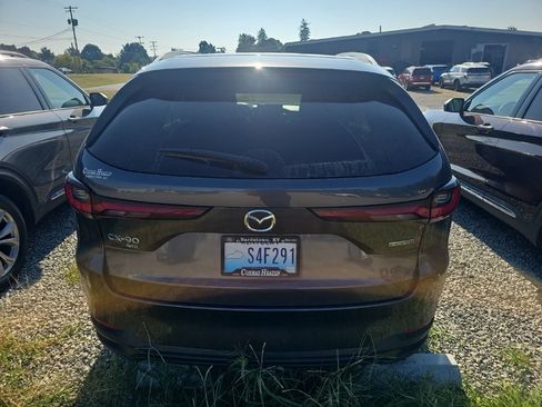 Used 2024 MAZDA CX-90 3.3 Turbo w/ Preferred Plus AWD/4WD image 9