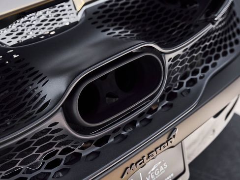 Used 2025 McLaren 750S Spider RWD image 16