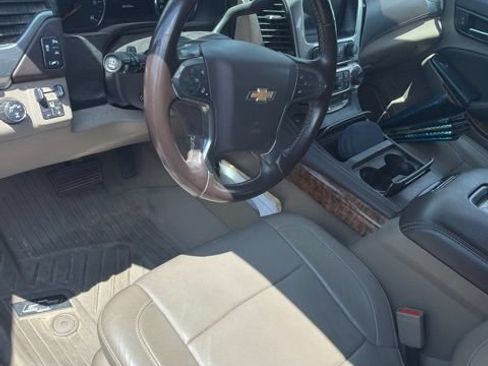 Used 2020 Chevrolet Tahoe Premier w/ Max Trailering Package AWD/4WD image 8