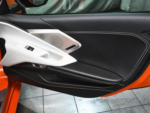 Used 2021 Chevrolet Corvette Stingray Preferred Cpe w/ 2LT image 16