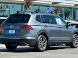Certified 2020 Volkswagen Tiguan SE w/ Panoramic Sunroof Package image 5